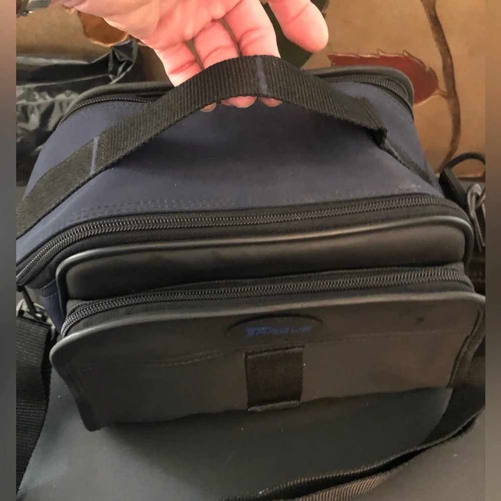 TARGUS CAMARA BAG - 35mm, Digital, Lenses etc.